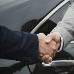Jak wynegocjować najlepszą cenę używanego samochodu? – Cenne rady i techniki negocjacyjne.