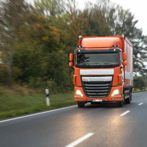 Przewozy ciężarowe w powiecie żnińskim. Jak robić tu biznes transportowy i nie wypaść z trasy?